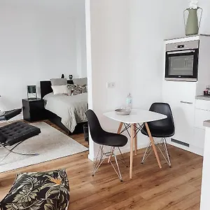 Appartement Burg 9 Boardinghouse, Düsseldorf