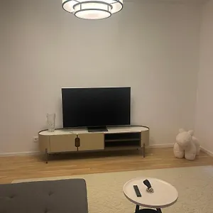 Appartement 3-zimmer Im Zentrum Dues, Düsseldorf